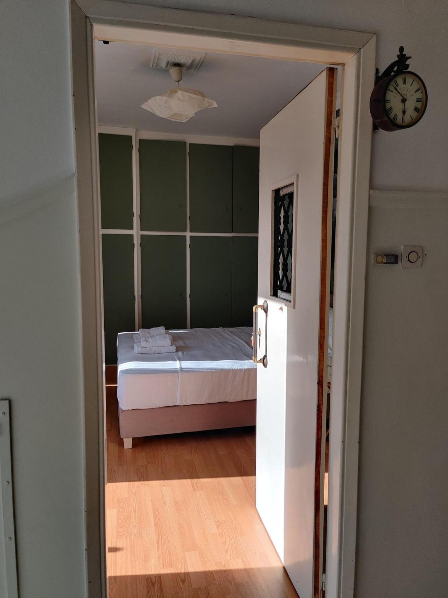Cosy 1br With Balcony In Vibrant Exarcheia Apartment Athen