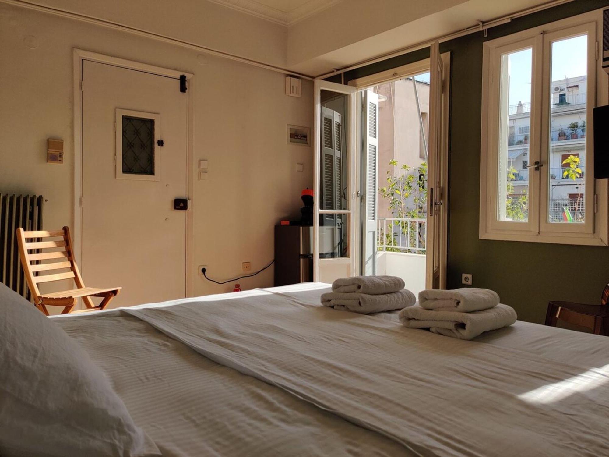 Apartment Cosy 1br With Balcony In Vibrant Exarcheia